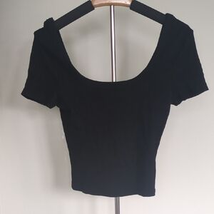 Universal Thread Black Short Sleeve Crop Top